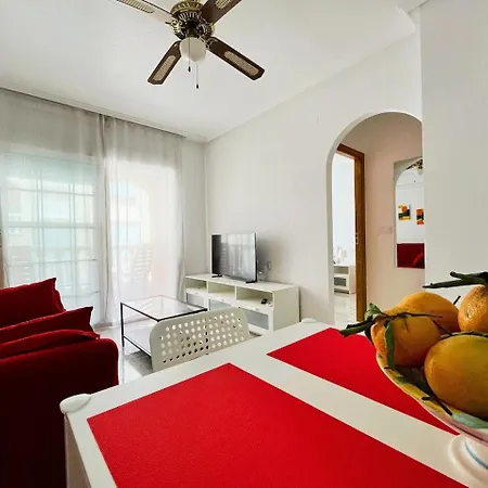 Fresa La Mata, 2 Min To Beach, Private Garage Apartment La Mata (Torrevieja)