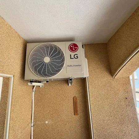 Fresa La Mata, 2 Min To Beach, Private Garage Apartment